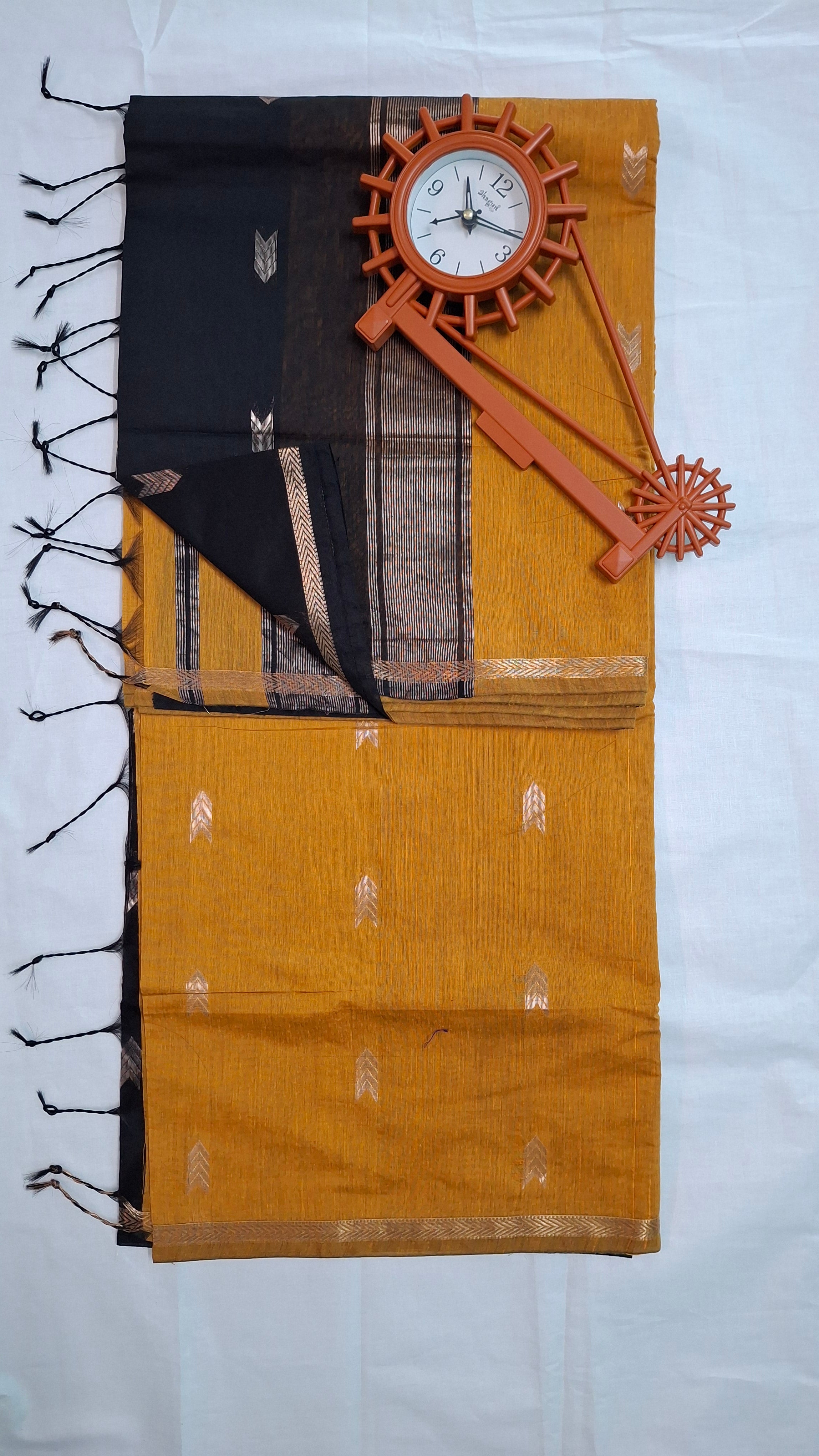 Maheswari Silk Cotton Sarees Premium silk cotton materials weaved