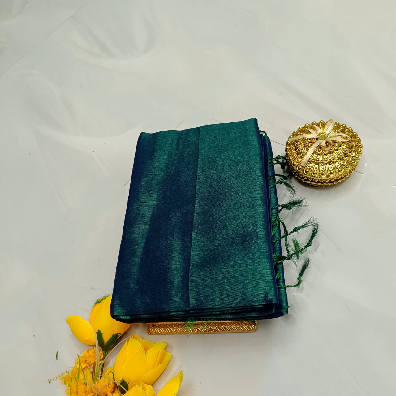 Elegant Plain Tissue Soft Silk Saree