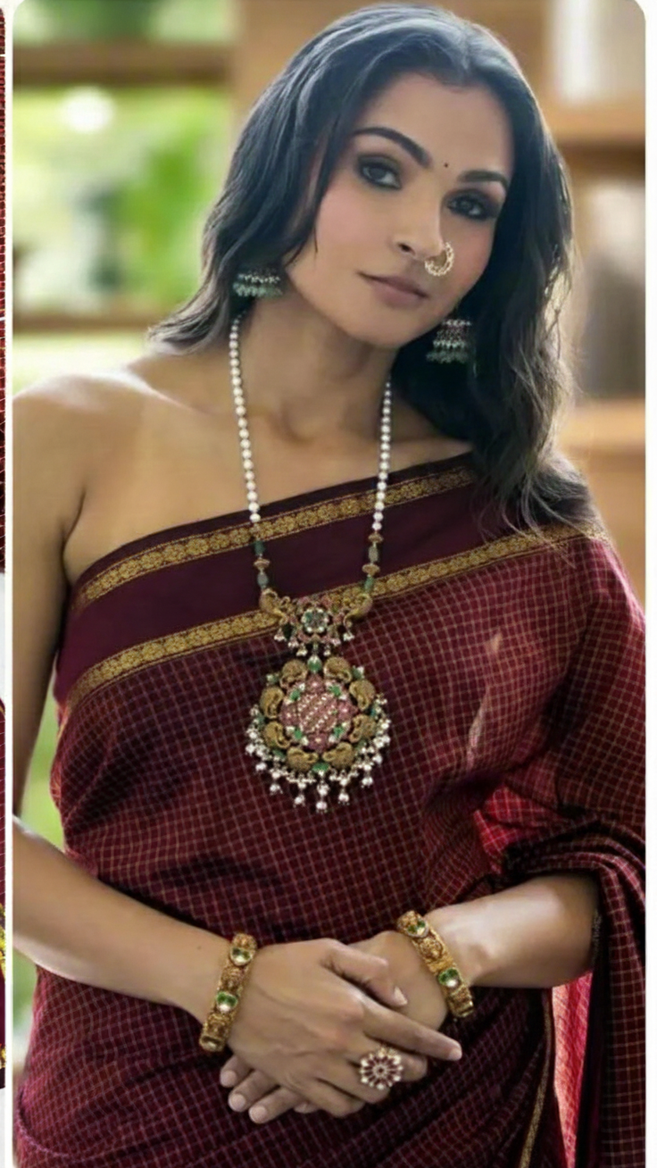 Andrea Jeremiah Inspired Timeless Arani Checked Cotton Saree